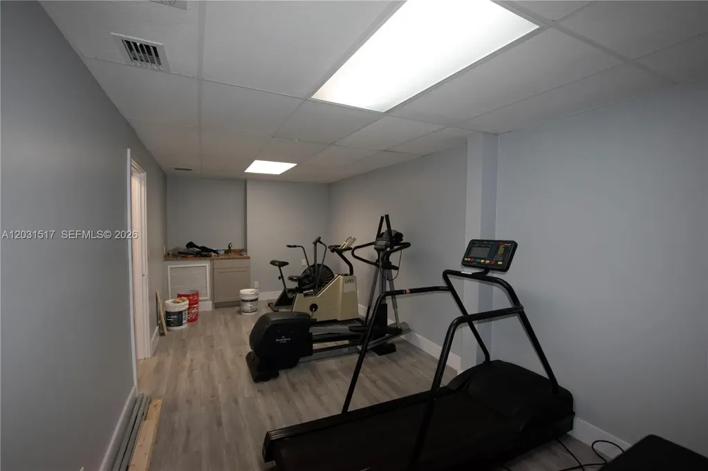 Hollywood FL 33021