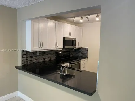 721 N Pine Island Road Plantation FL 33324