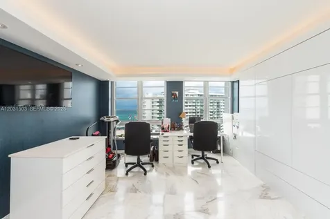 5660 Collins Avenue Miami Beach FL 33140