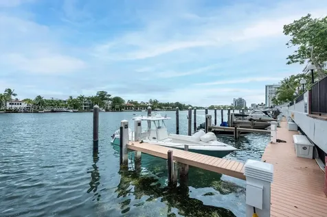 5660 Collins Avenue Miami Beach FL 33140
