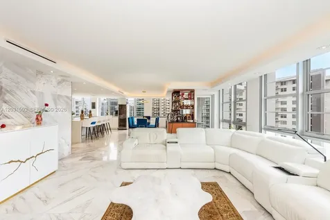 5660 Collins Avenue Miami Beach FL 33140