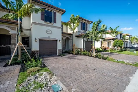 6502 S Anise Court Davie FL 33314