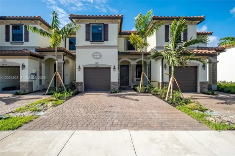 6502 S Anise Court Davie FL 33314