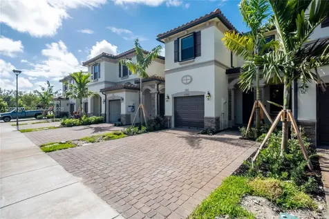 6502 S Anise Court Davie FL 33314