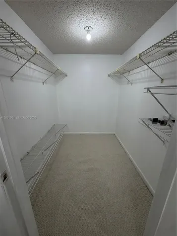 13701 Kendale Lakes Circle Miami FL 33183