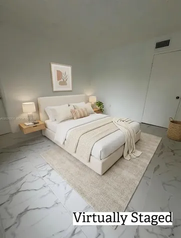 13701 Kendale Lakes Circle Miami FL 33183