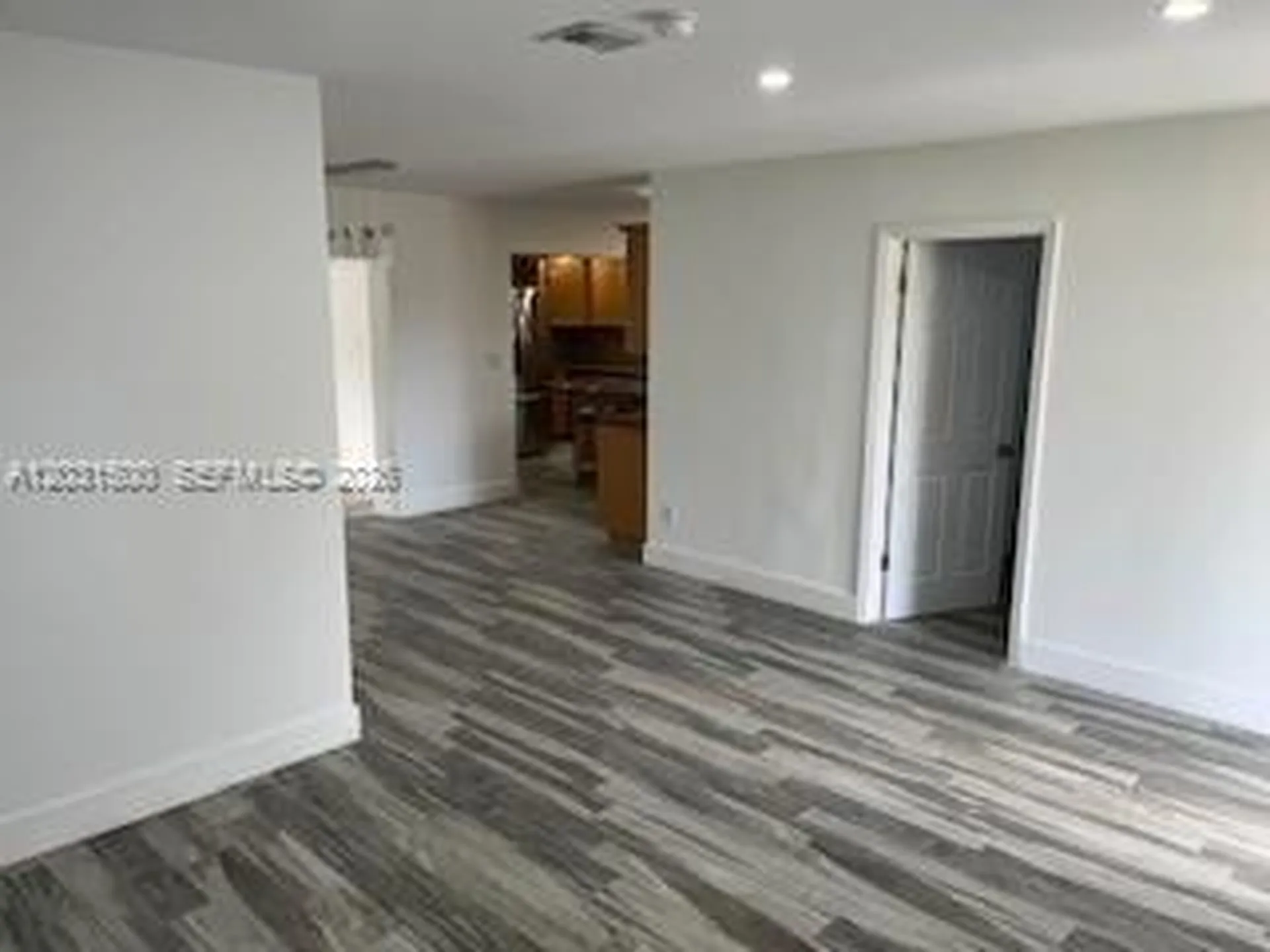 240 N 70th Way Hollywood FL 33024