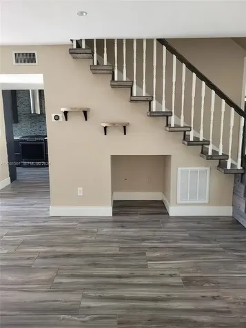 6747 Crooked Palm Terrace Miami Lakes FL 33014