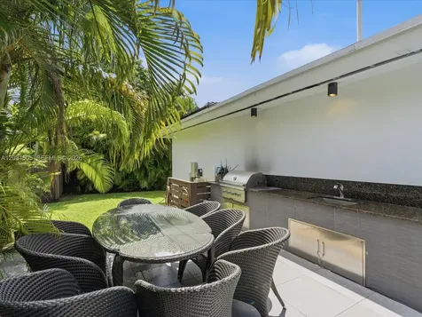 1270 NE 97th Street Miami Shores FL 33138