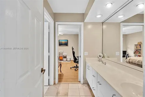 3877 Bimini Avenue Cooper City FL 33026