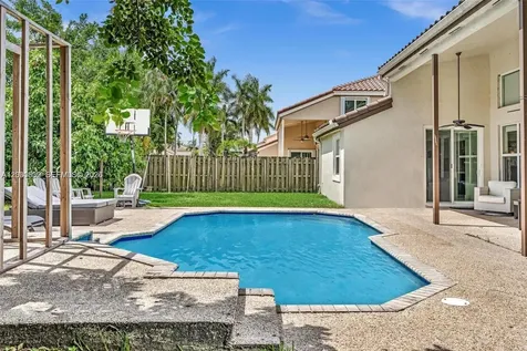 3877 Bimini Avenue Cooper City FL 33026