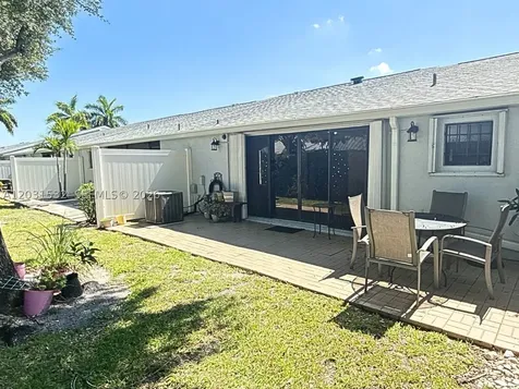 2640 W Gately Drive W West Palm Beach FL 33415