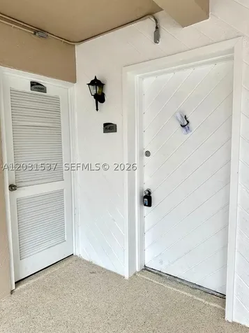 601 Ives Dairy Road Miami FL 33179