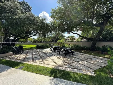 601 Ives Dairy Road Miami FL 33179