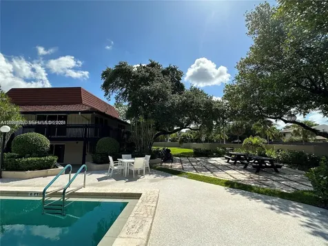 601 Ives Dairy Road Miami FL 33179