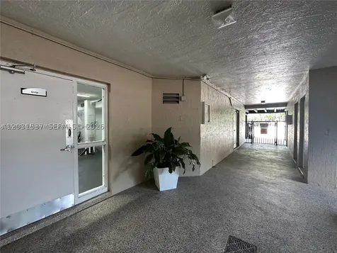 601 Ives Dairy Road Miami FL 33179