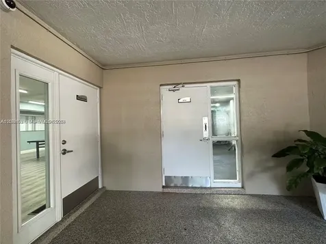 601 Ives Dairy Road Miami FL 33179