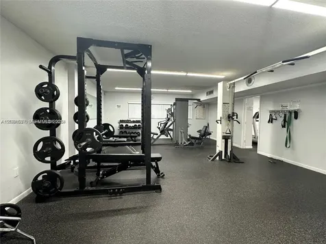 601 Ives Dairy Road Miami FL 33179