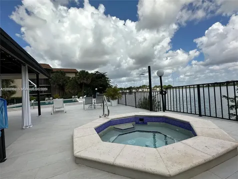 601 Ives Dairy Road Miami FL 33179