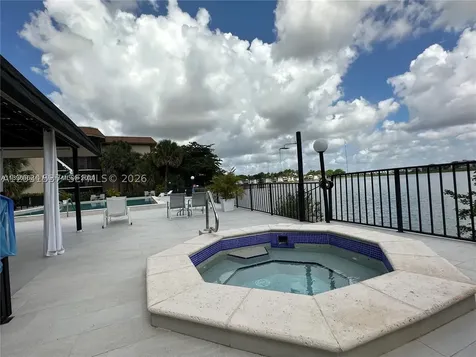601 Ives Dairy Road Miami FL 33179