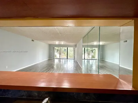 601 Ives Dairy Road Miami FL 33179