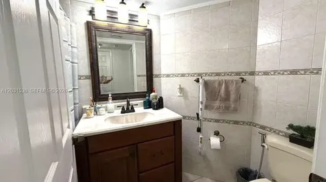 9711 Fontainebleau Boulevard Miami FL 33172
