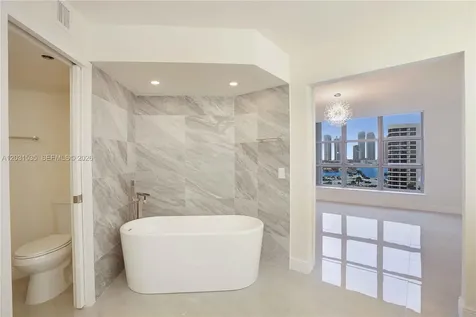 3500 Mystic Pointe Drive Aventura FL 33180