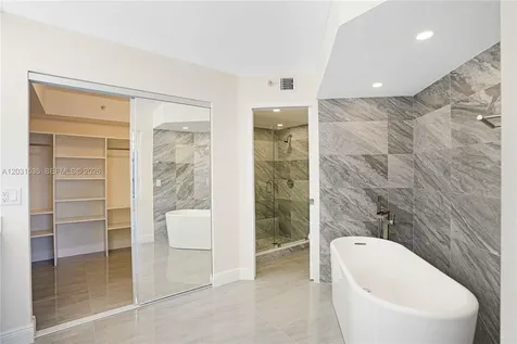 3500 Mystic Pointe Drive Aventura FL 33180