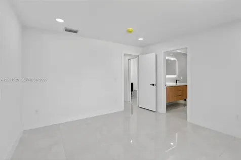 4801 Tyler Street Hollywood FL 33021