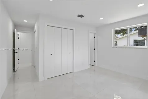 4801 Tyler Street Hollywood FL 33021
