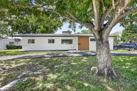 4801 Tyler Street Hollywood FL 33021