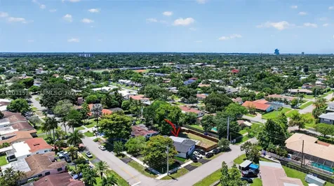 4801 Tyler Street Hollywood FL 33021