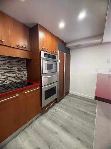 20200 W Country Club Drive Aventura FL 33180