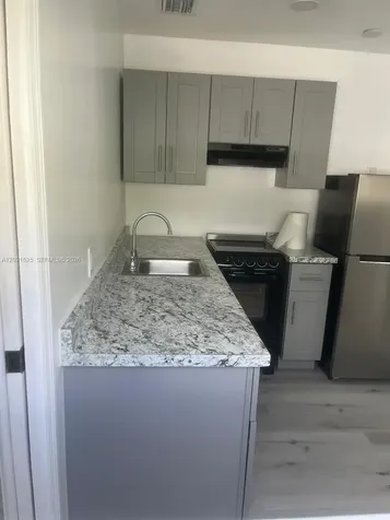 6521 SW 5th Street Pembroke Pines FL 33023