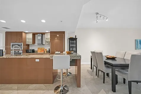 3801 Collins Avenue Miami Beach FL 33140