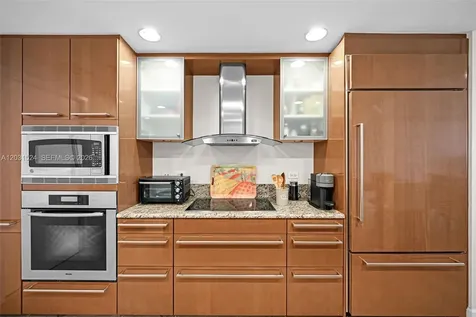 3801 Collins Avenue Miami Beach FL 33140