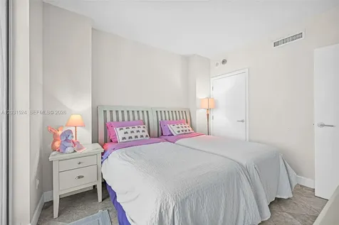 3801 Collins Avenue Miami Beach FL 33140