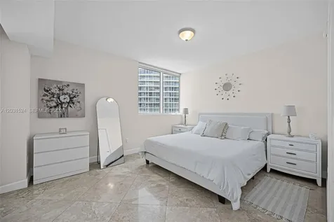 3801 Collins Avenue Miami Beach FL 33140