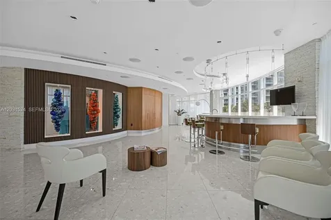 3801 Collins Avenue Miami Beach FL 33140
