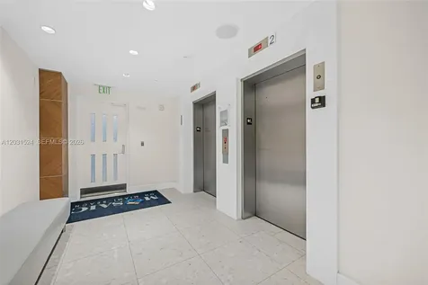 3801 Collins Avenue Miami Beach FL 33140