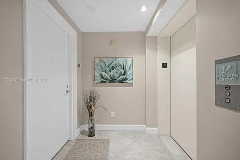 3801 Collins Avenue Miami Beach FL 33140