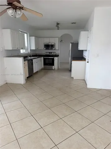 3581 NE 11th Drive Homestead FL 33033