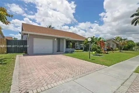 270 SE 7th Street Dania Beach FL 33004