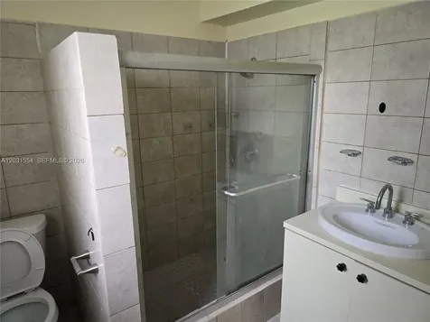 840 NE 124th Street North Miami FL 33161