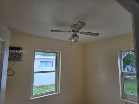 840 NE 124th Street North Miami FL 33161