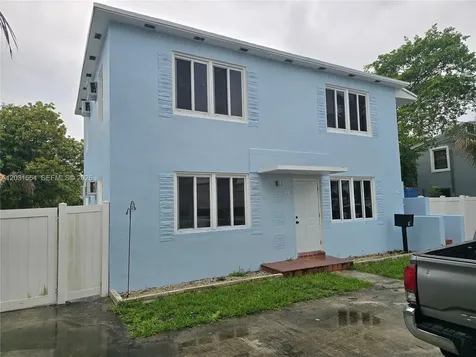 840 NE 124th Street North Miami FL 33161