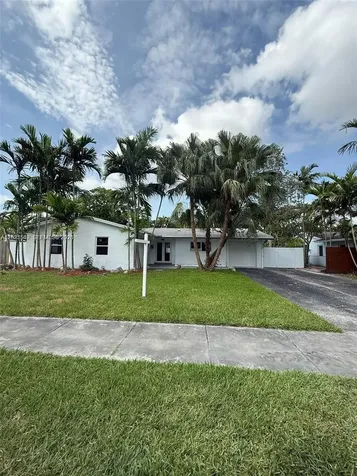 9934 SW 195th Street Cutler Bay FL 33157
