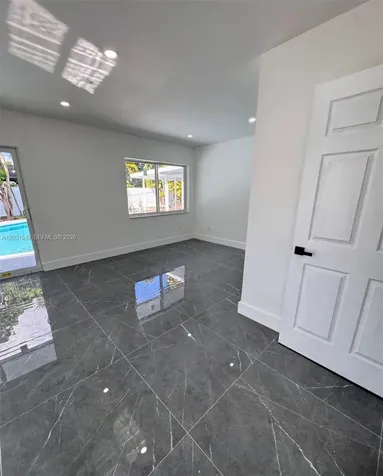 9934 SW 195th Street Cutler Bay FL 33157