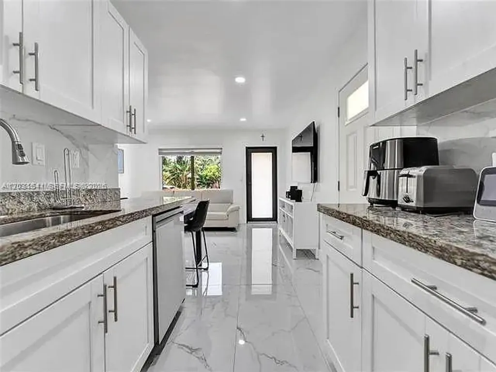 2730 NE 16th Avenue Pompano Beach FL 33064