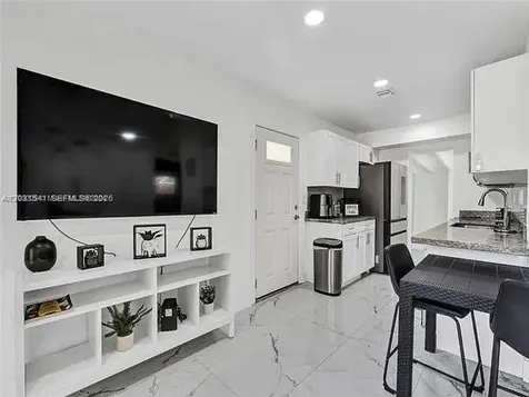 2730 NE 16th Avenue Pompano Beach FL 33064